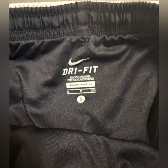 2 Pair of NIKE Dri-Fit shorts … White NFL Buffalo Bills and Black workout Sz. SM - Picture 5 of 9